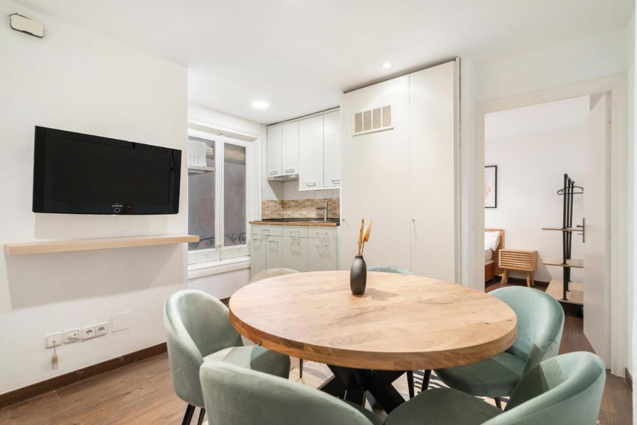 Apartament Apartamento En La Puerta Del Sol Madryt Zewnętrze zdjęcie