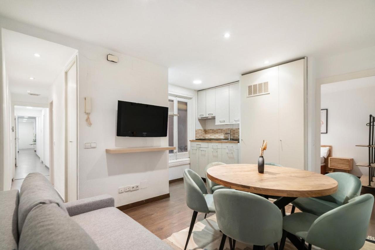 Apartament Apartamento En La Puerta Del Sol Madryt Zewnętrze zdjęcie