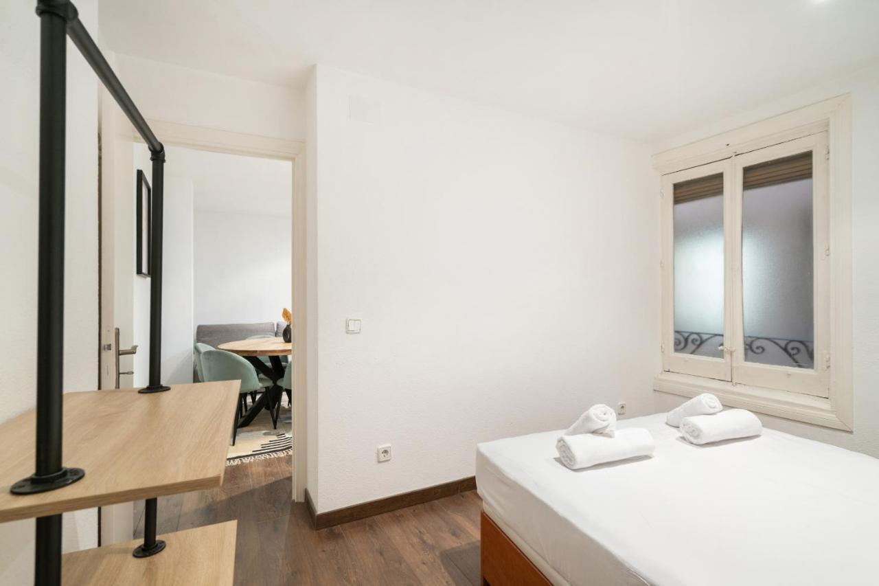 Apartament Apartamento En La Puerta Del Sol Madryt Zewnętrze zdjęcie